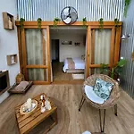 La Maison Père Camembert Bed & Breakfast 4*