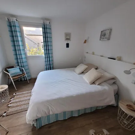 Bed & Breakfast La Maison Pere Camembert 4*
