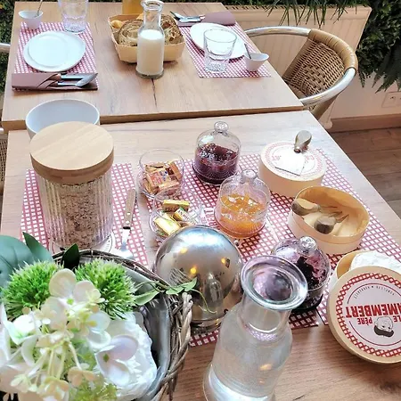 La Maison Pere Camembert Bed & Breakfast Honfleur